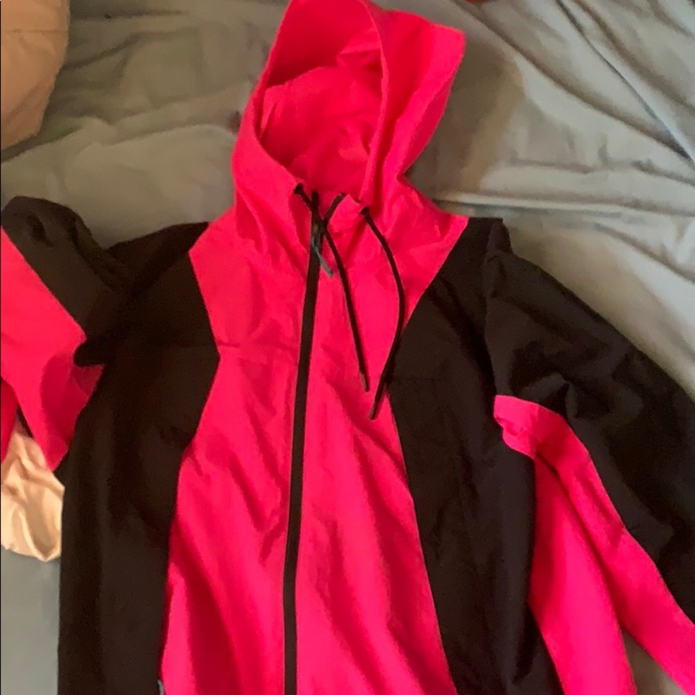 North face windbreaker sample